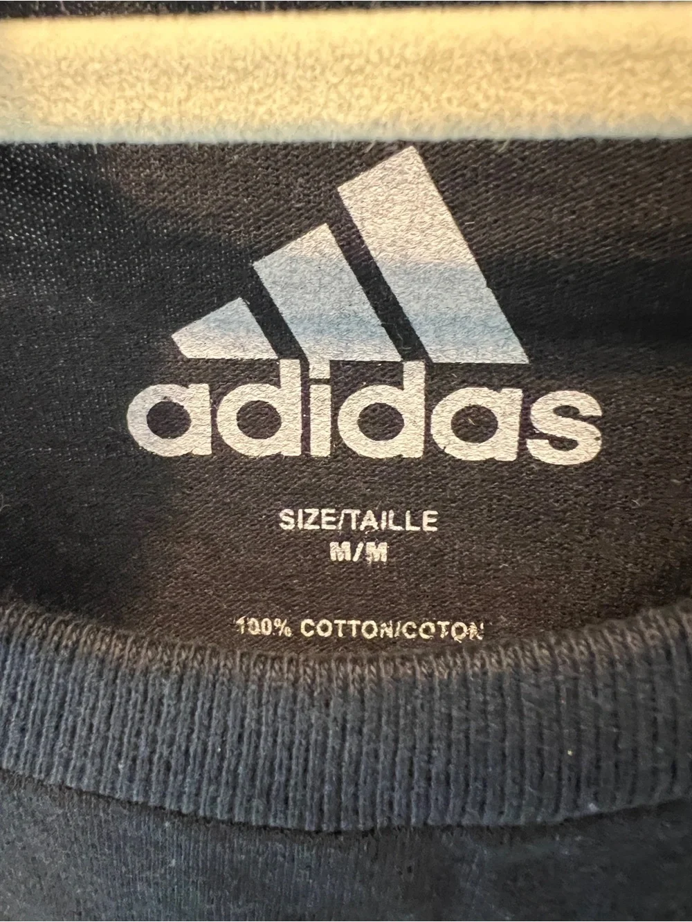 NWT Adidas x Terry Fox Run 45th Anniversary Long Sleeve Shirt Medium